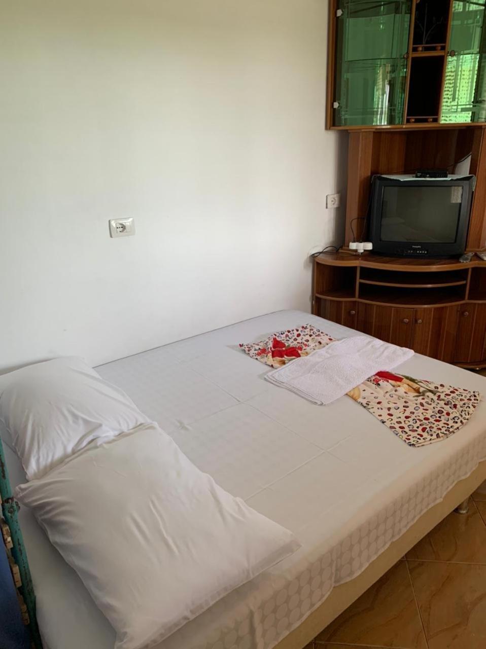 Denaj House Hotel Himare Room photo